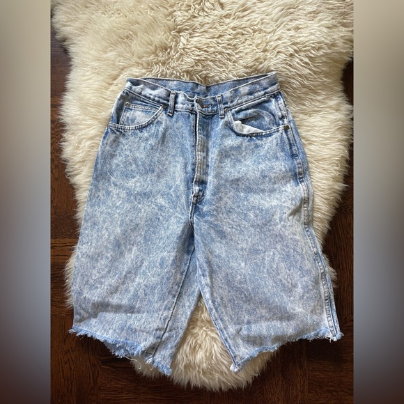 80s Chic brand Acid Washed Denim Bermuda Length shorts longline denim short - Picture 2 of 8